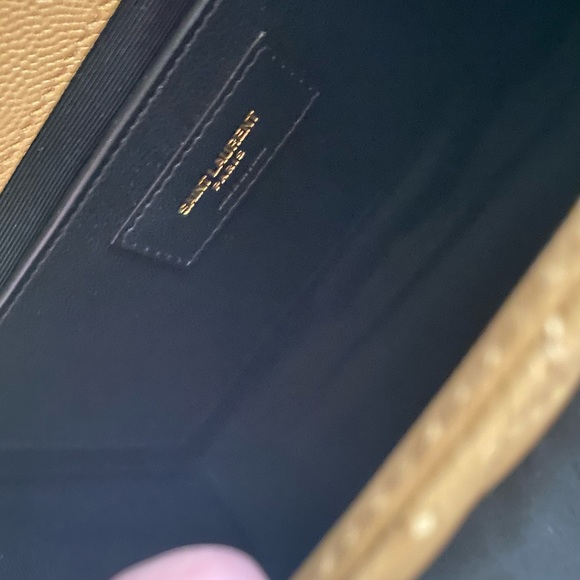 ❌TRADED❌BNWT Medium Envelope triquilt - Picture 13 of 15